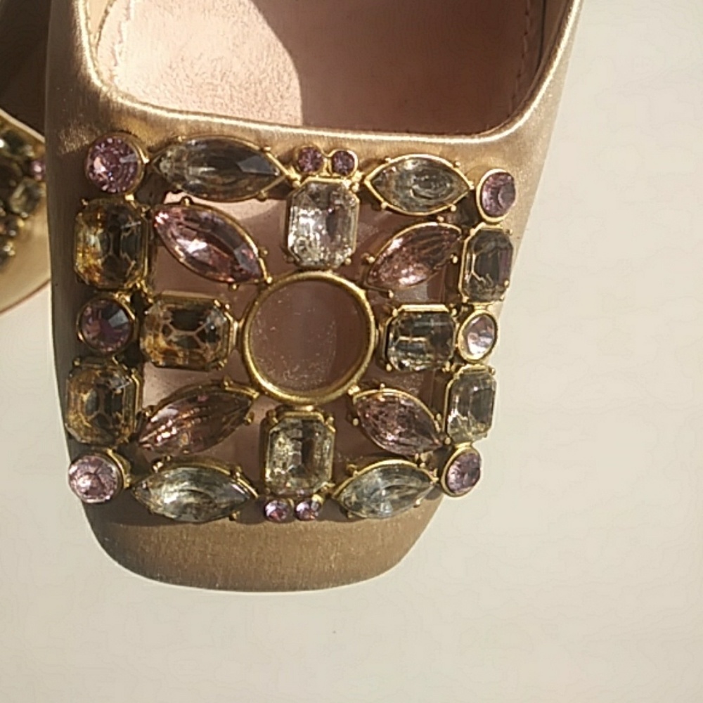 LOUIS VUITTON RARE BEJEWELED NEW SATIN IVORY 4' 37 - Picture 2 of 6